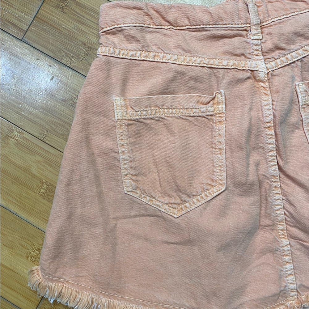 Anthropologie Pilcro Peach Pleated Micro Denim Mini Skirt with a Frayed Hem - Picture 7 of 12